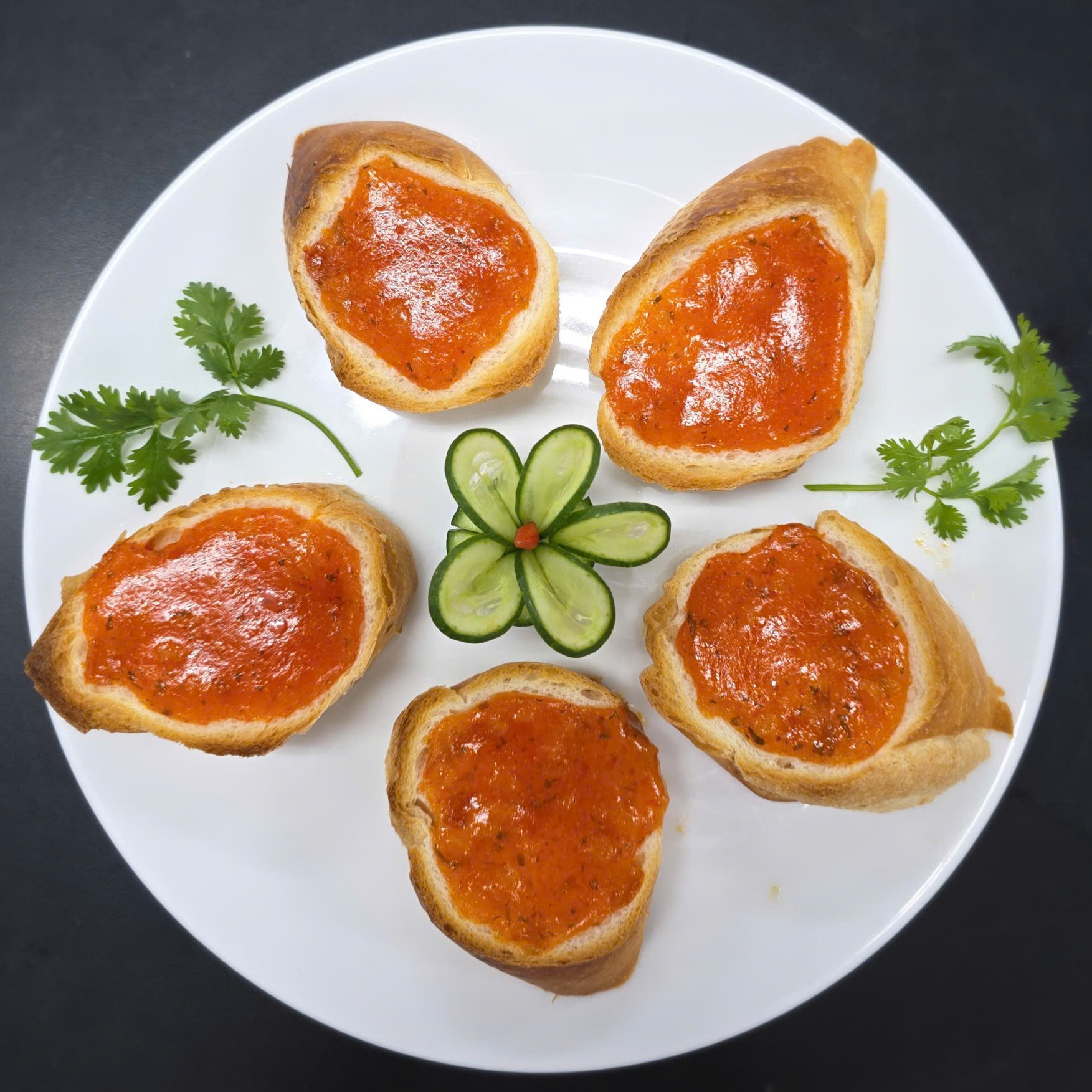 Bánh Mì Xốt Bơ Tỏi